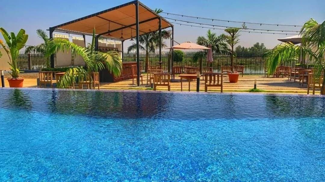 Univers Au Bord de l'Eau - Hotel & Restaurant